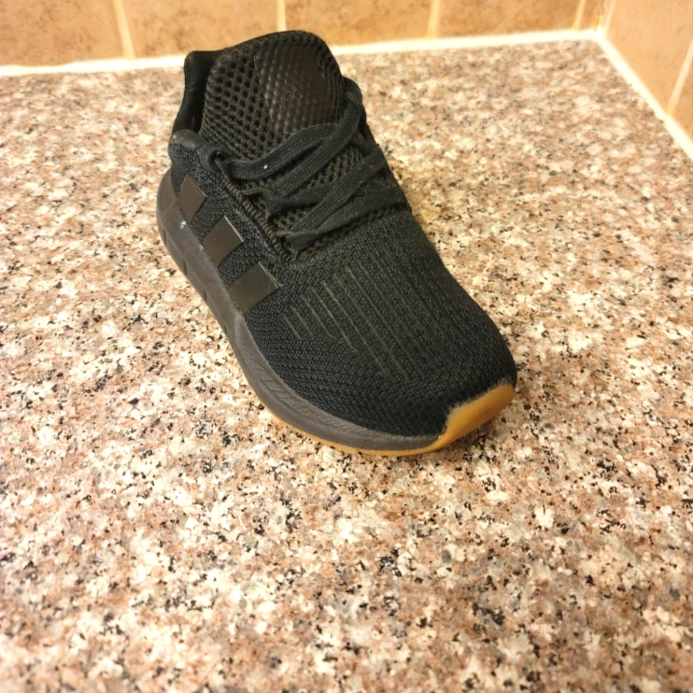 Adidas Swift Run 1.0 (Size 11)